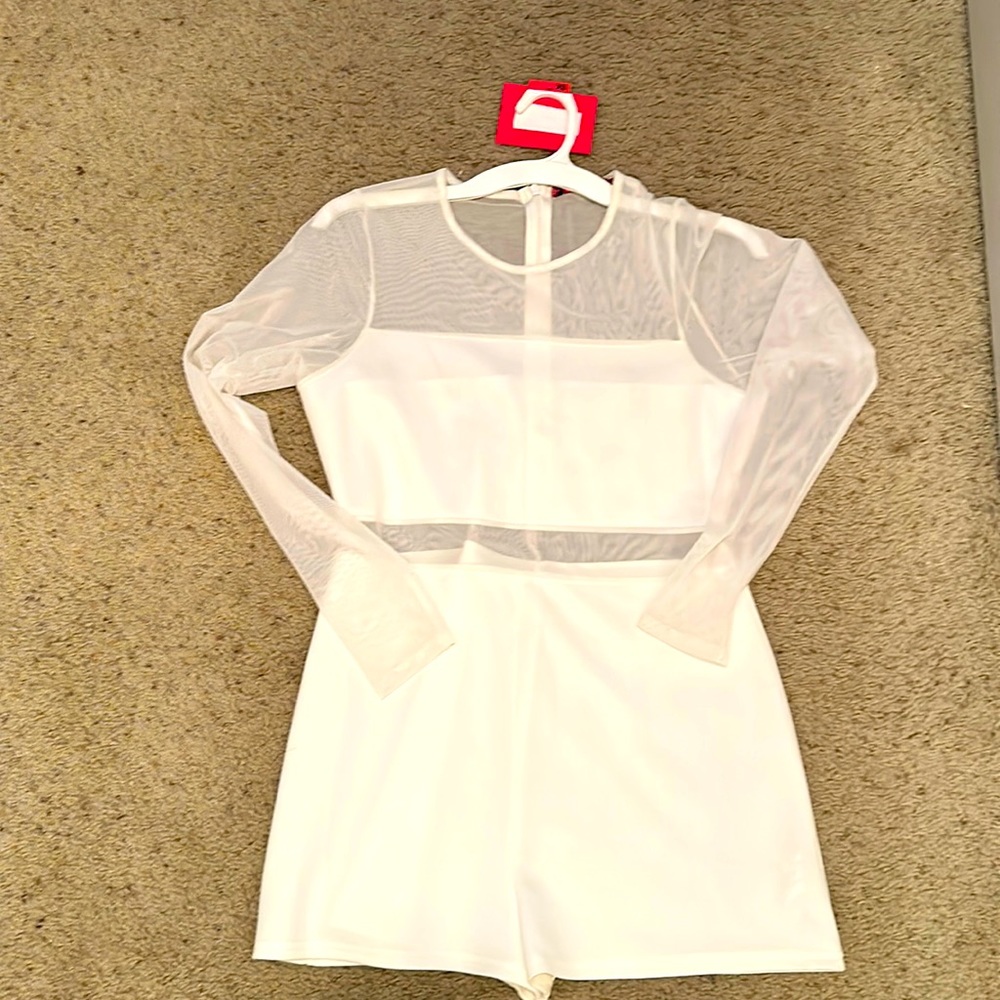Boohoo BRAND NEW w/tags white play suit